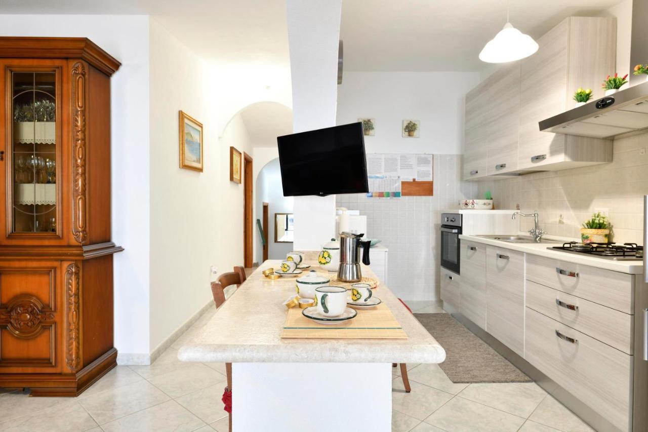 Appartamento Holiday Cala Gonone Exteriör bild