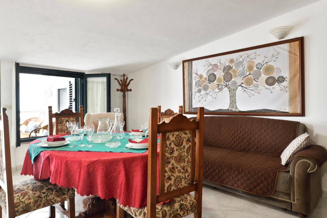Appartamento Holiday Cala Gonone Exteriör bild