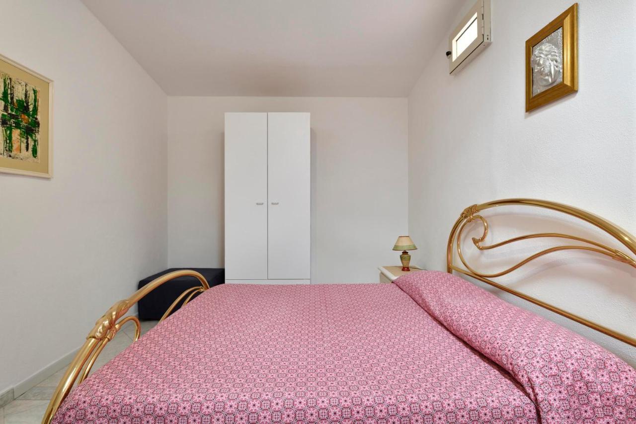 Appartamento Holiday Cala Gonone Exteriör bild