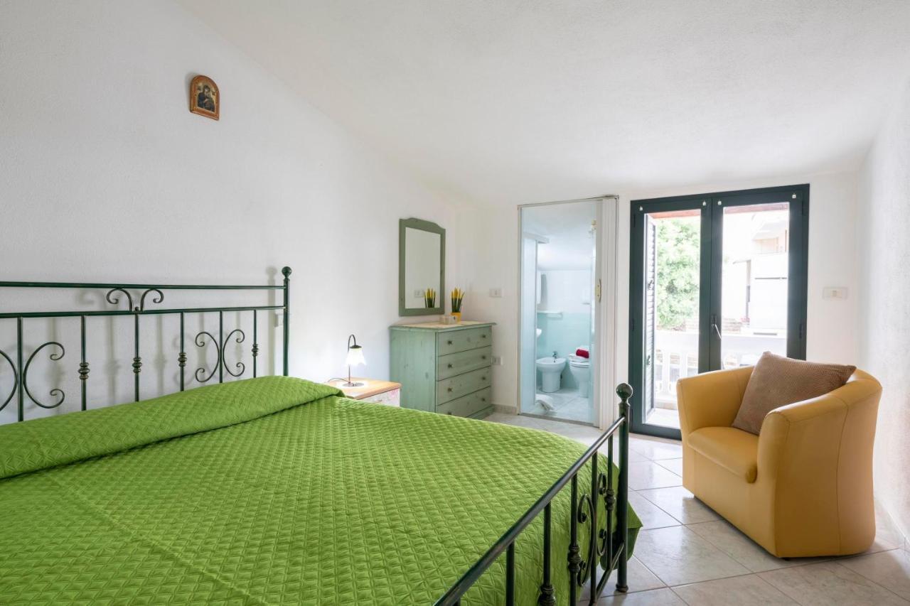 Appartamento Holiday Cala Gonone Exteriör bild