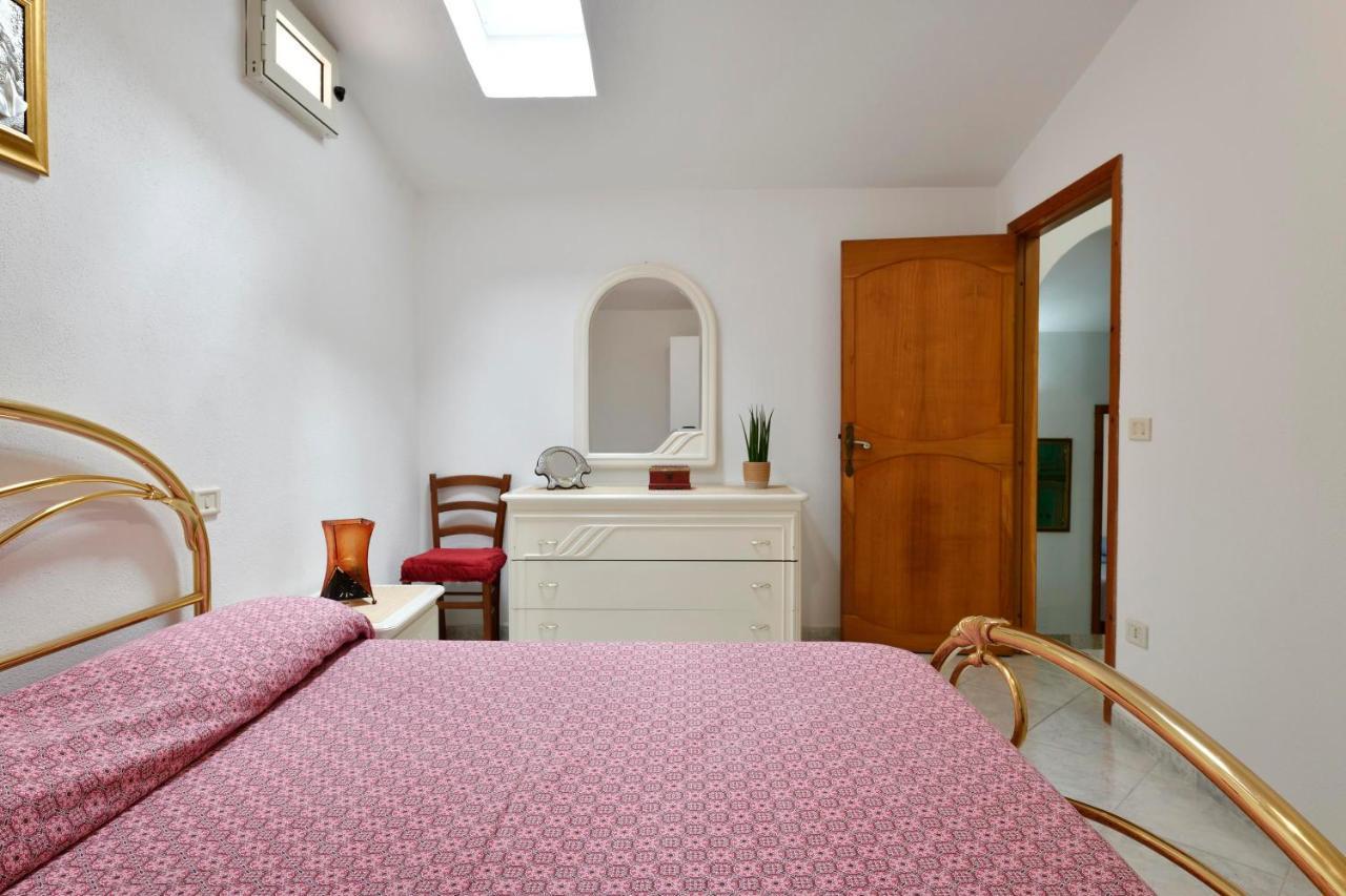 Appartamento Holiday Cala Gonone Exteriör bild
