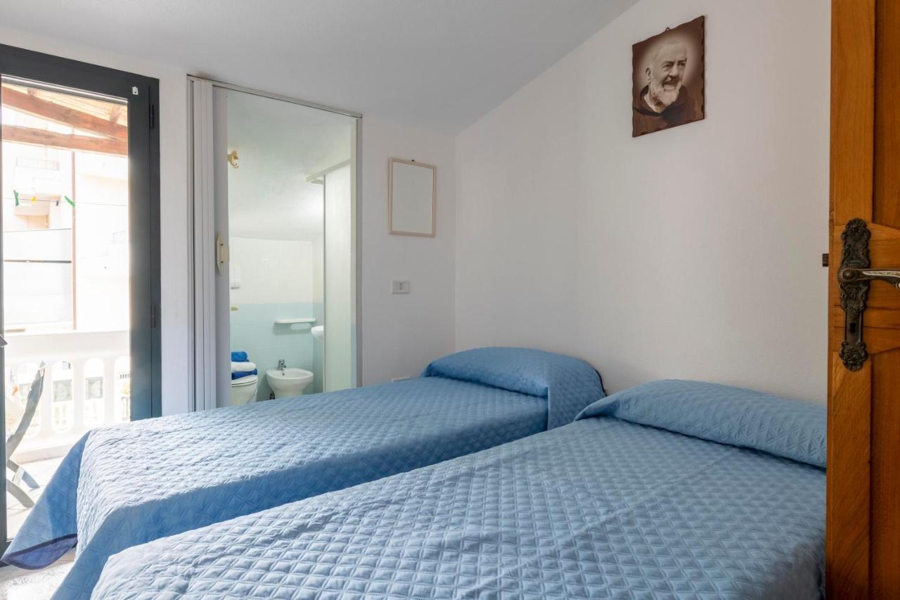 Appartamento Holiday Cala Gonone Exteriör bild